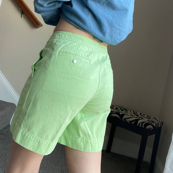 Jones New York lime green lonline drawstring chino shorts, size 4 - Picture 7 of 14